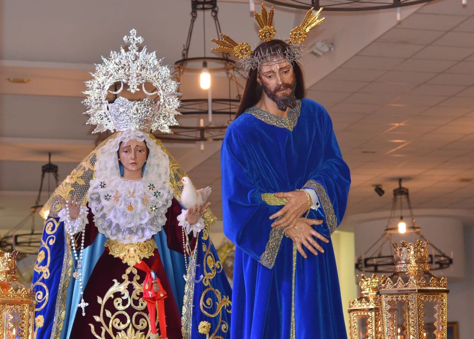 PROCESION DE LA REAL COFRADIA DE N. S. DE LA ESPERANZA Y N. P. JESUS DE LA SALUD